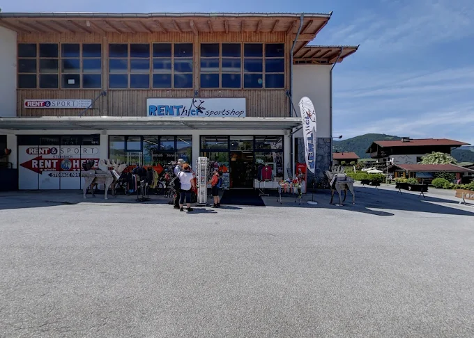 Renthier Sportshop Westendorf – Storefront im Sommer